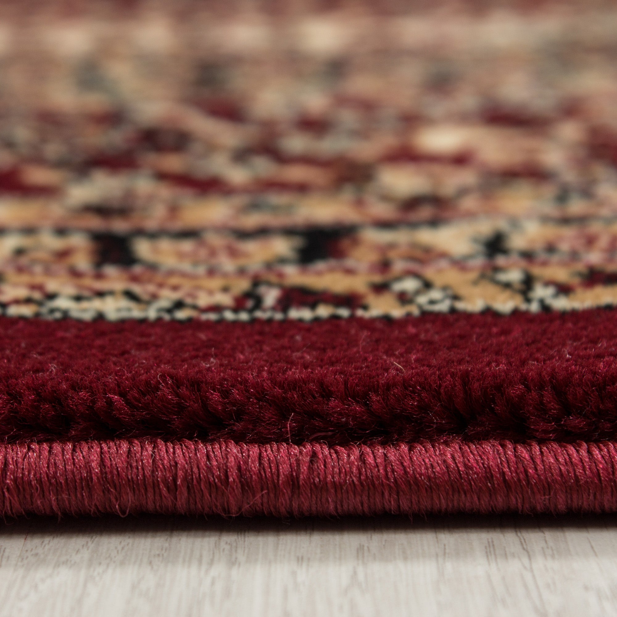 Design Orient Teppich Bordüre Traditionelles Muster Farbe Rot Wohnzimmerteppich