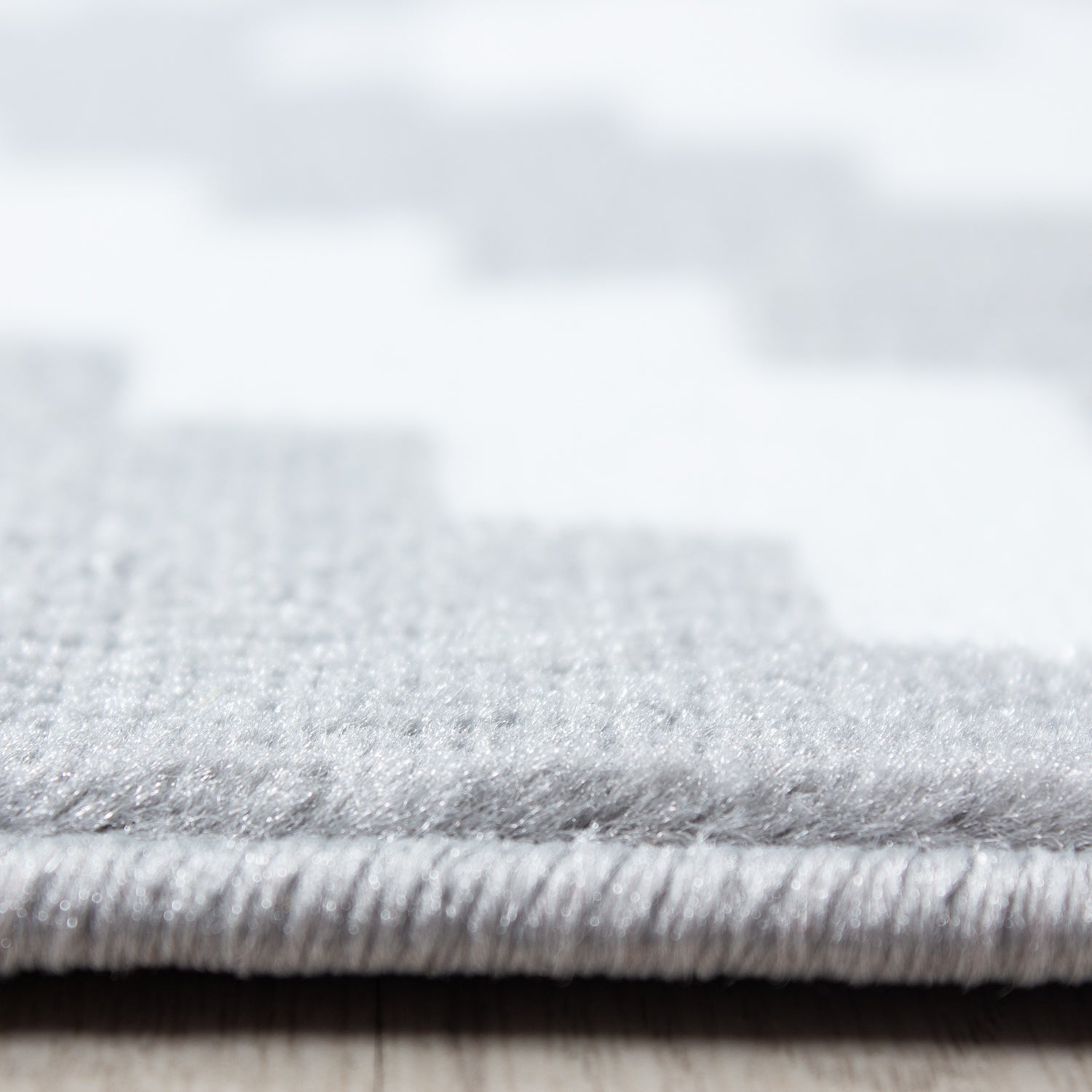 Kurzflor Teppich Antikes Karo Muster Grau Weiss Meliert Wohnzimmerteppich